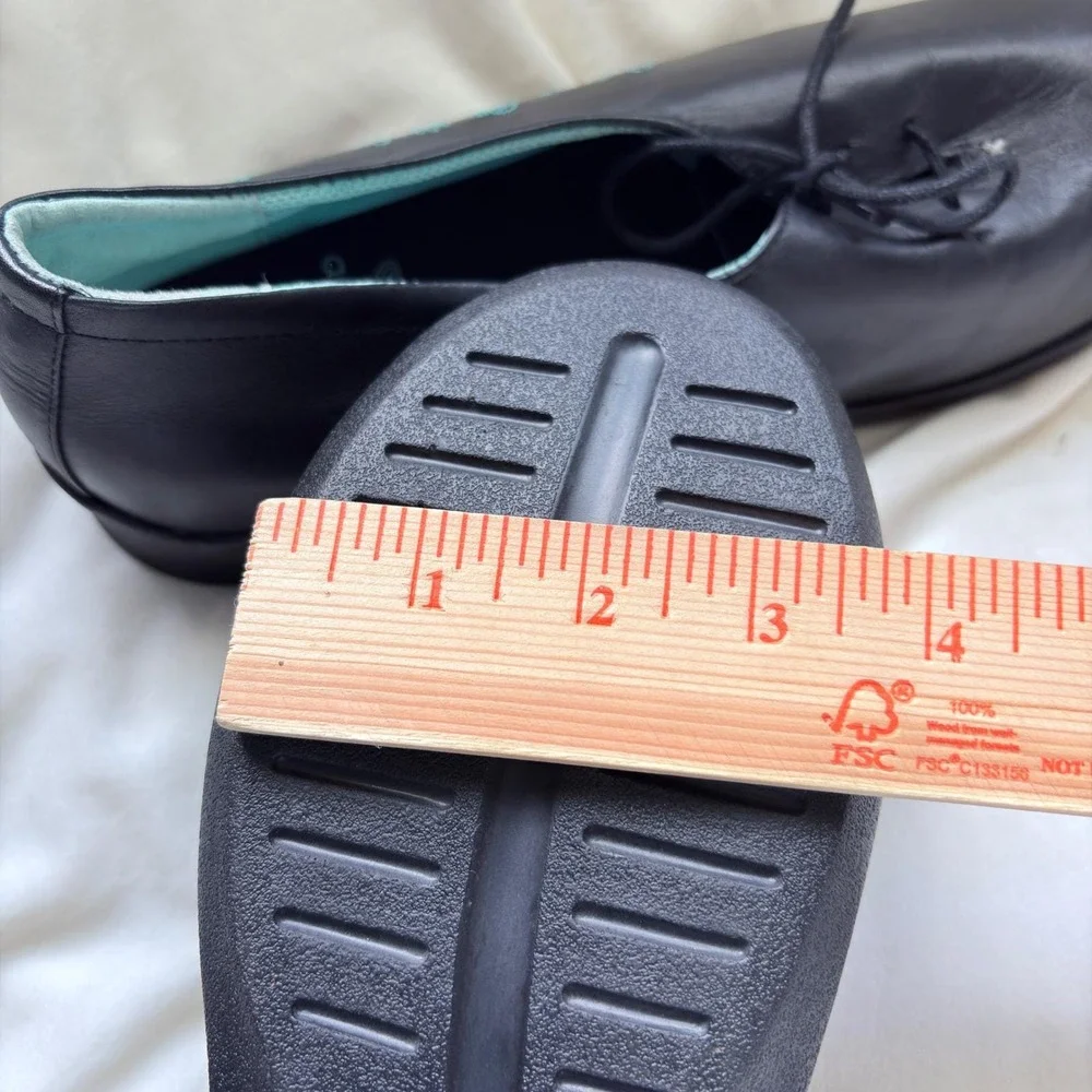 Aetrex black leather